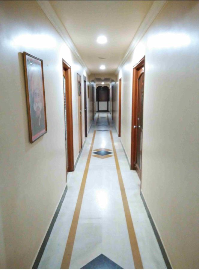 Hotel Rajwada International Белгаум Екстериор снимка