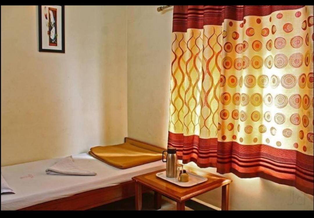 Hotel Rajwada International Белгаум Екстериор снимка